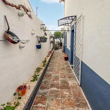 Amazing In Les Bains With Wifi Apartament Balaruc-les-Bains
